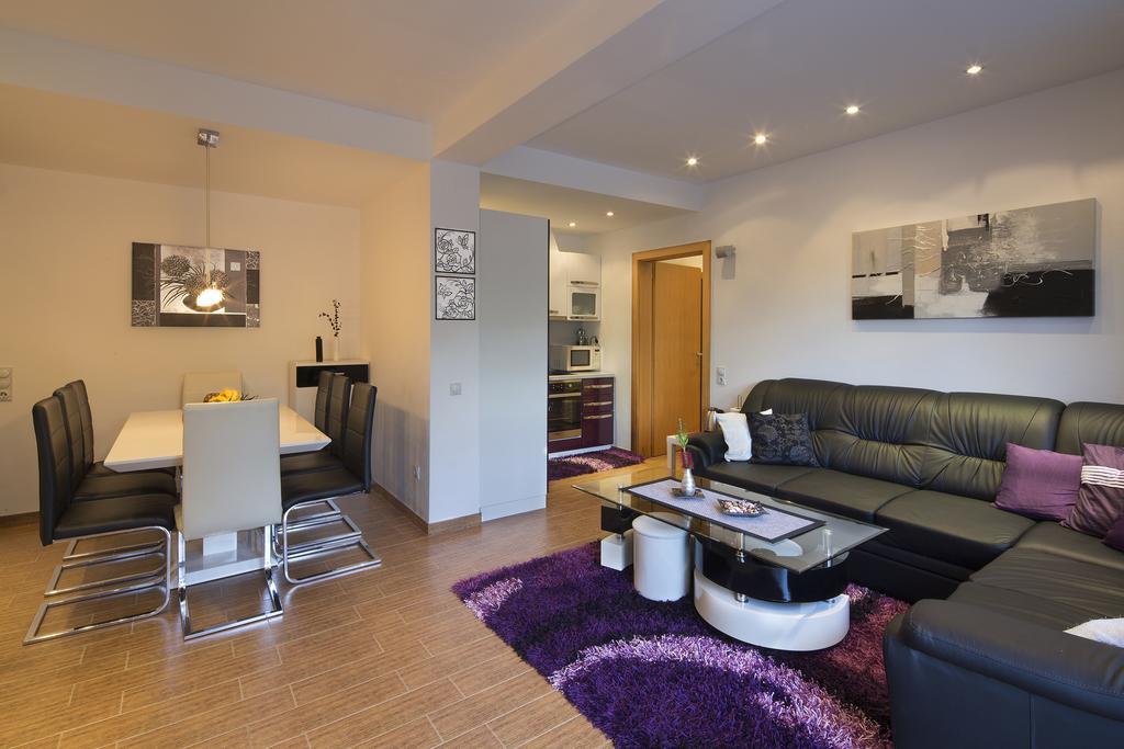 Montelux Apartments Budva Bilik gambar