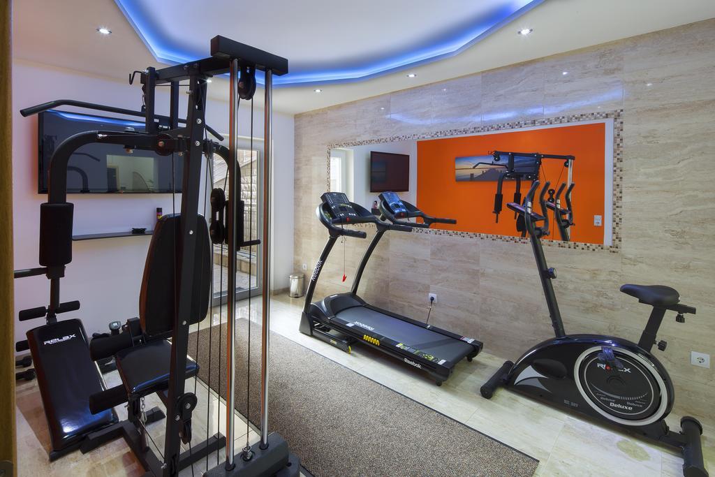 Montelux Apartments Budva Bilik gambar