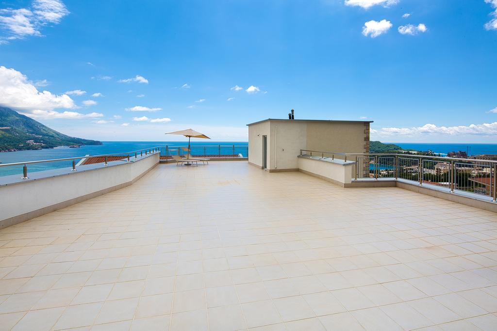 Montelux Apartments Budva Bilik gambar