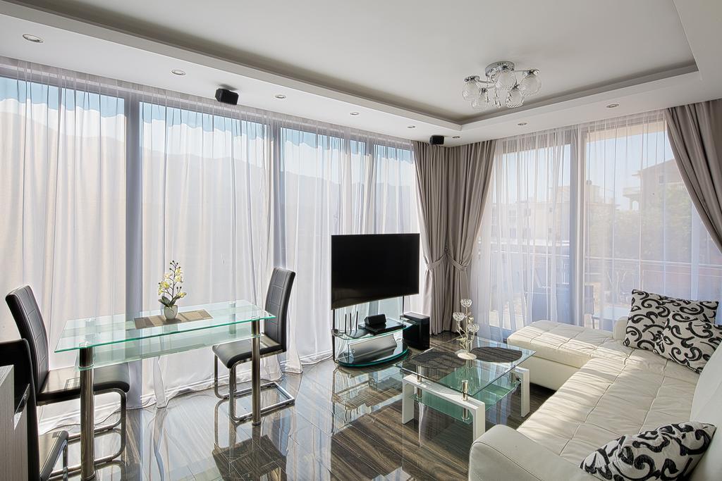 Montelux Apartments Budva Luaran gambar