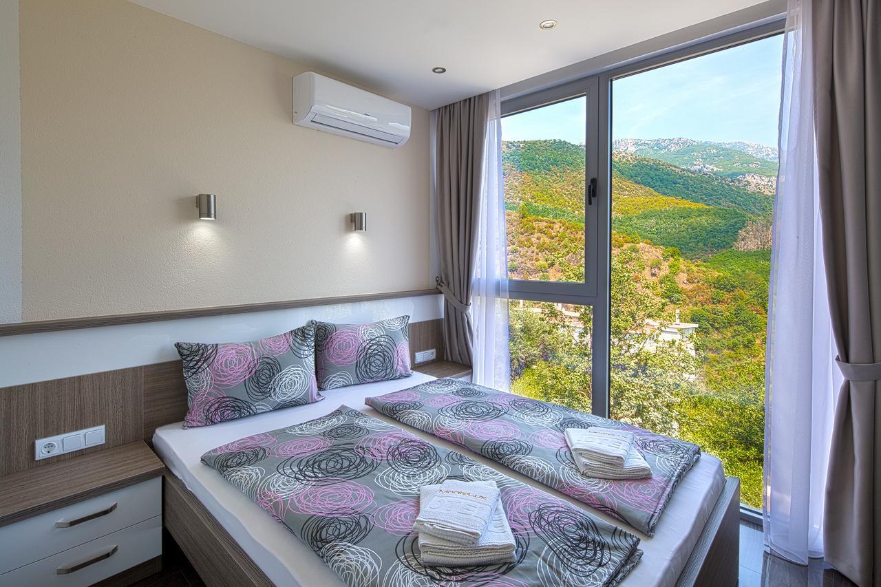 Montelux Apartments Budva Luaran gambar
